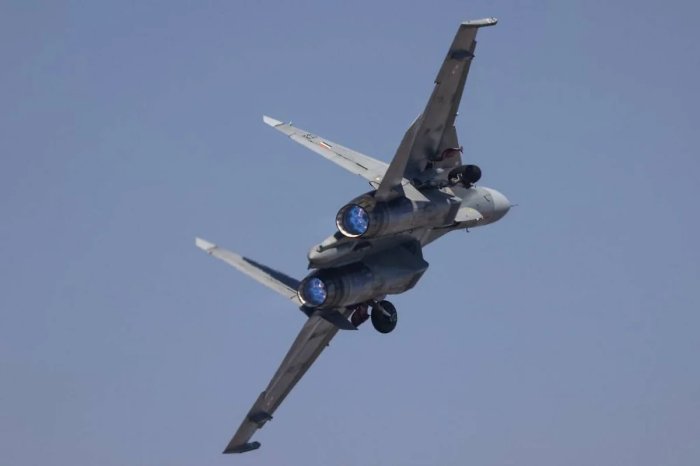 Ҳиндистон ҳаво кучларига қарашли самолётининг ҳалокати оқибатида икки учувчи ҳалок бўлди