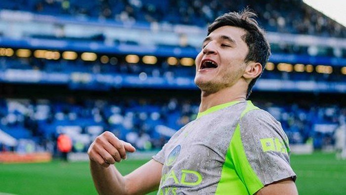 Husanovni afsonaviy himoyachiga tenglashtirishdi