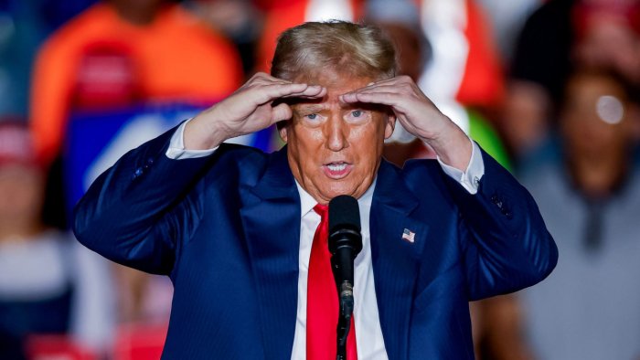 “ЕИ АҚШдан фойдаланяпти” – Трамп, “Бу тинчлик лойиҳаси” – Каллас
