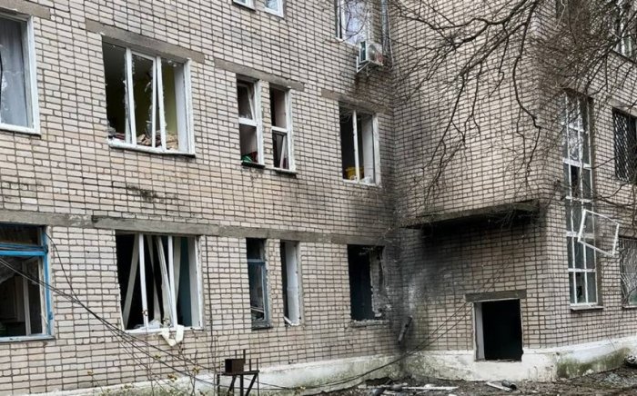 Россиянинг Херсонга уюштирган ҳужумида уч нафар инсон ҳалок бўлди