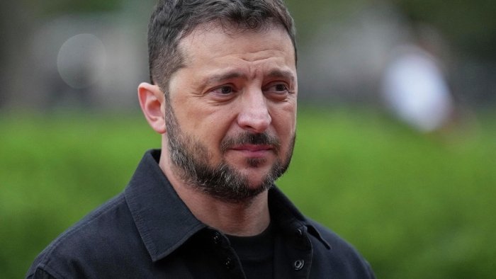 Zelenskiy Yelsinning qizi va Putinning sobiq rafiqasiga qarshi sanksiyalar kiritdi