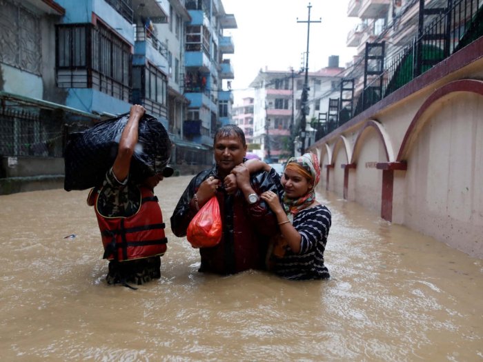 Nepalda kuchli yomg‘irdan so‘ng yuz bergan ko‘chki oqibatida 11 kishi halok bo‘ldi