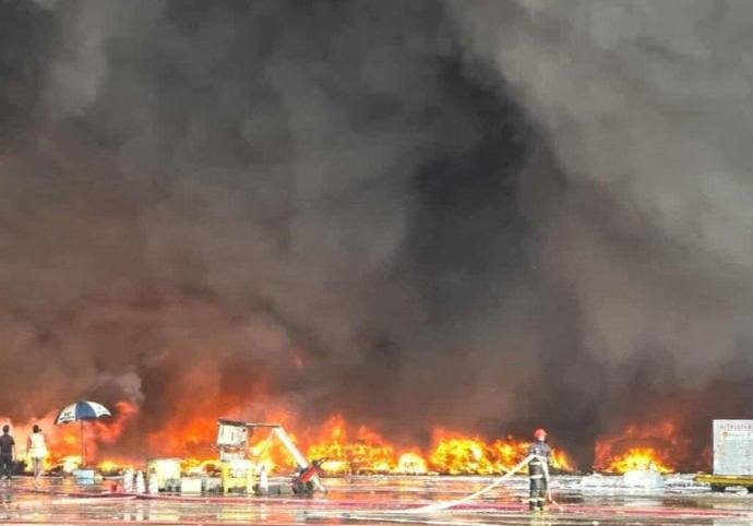 Bangladesh poytaxtidagi aeroportda kuchli yong‘in yuzaga keldi, parvozlar to‘xtatildi 