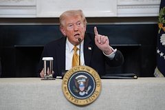 Трамп Путиннинг Украинада тинчликка эришиш истаги борлигини билдирди