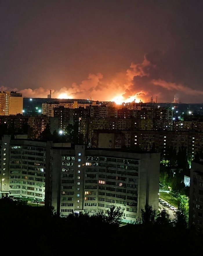 Украина дронлари Рязанга зарба бериши оқибатида уч киши ҳалок бўлди, турар жой бинолари шикастланди