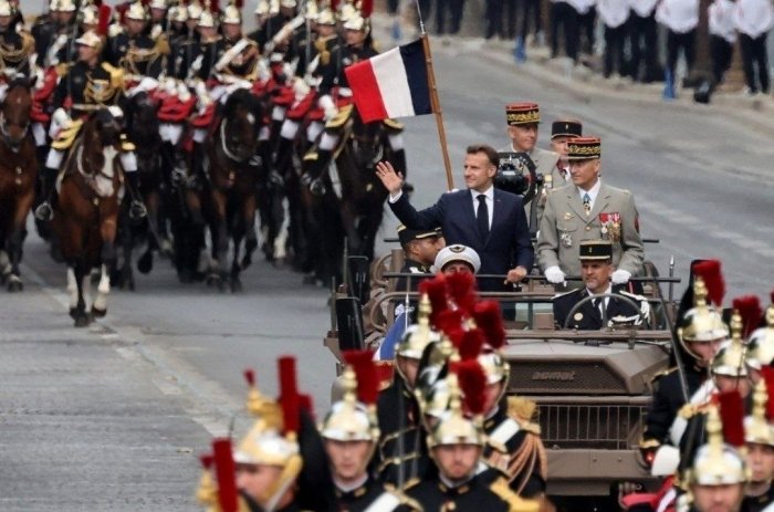 Fransiya Yevropaning siyosiy va harbiy markaziga aylanishi mumkin