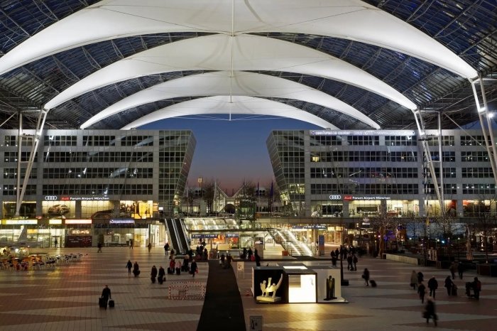Dronlar hujumi sabab Germaniya aeroporti yopildi Dronlar hujumi sabab Germaniya aeroporti yopildi