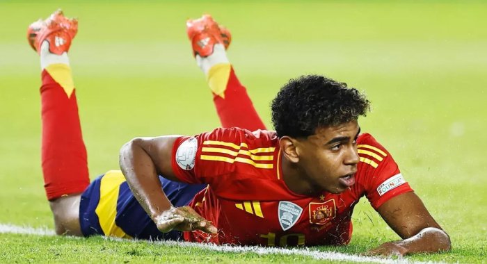 Ямал Испания терма жамоаси ўйинида жароҳат олди