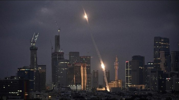 Eronning Isroilga bo‘lajak zarbalarida 2000 ga yaqin raketa uchirilishi mumkin — Al Arabiya 