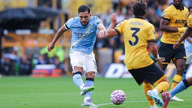 Angliya chempionati. "Manchester Siti" safarda "Vulverxempton"ni tor-mor keltirdi, Husanov zaxiradan maydonga tushdi