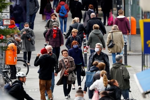 Germaniya aholisi Erondagi urush sababli shaxsiy avtomobillardan voz kechmoqda