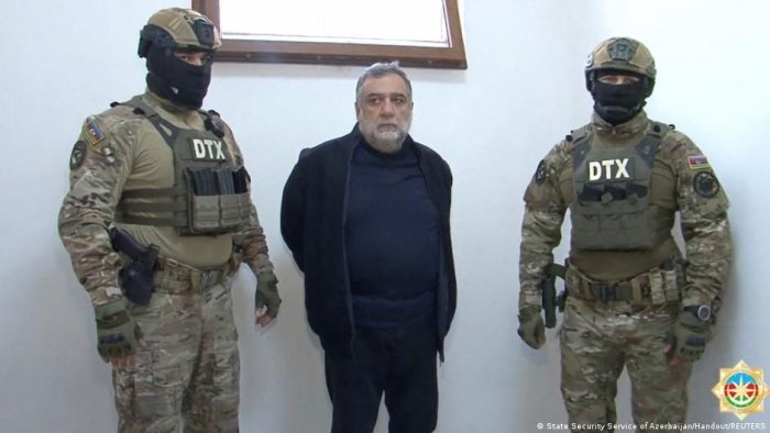  Ozarboyjon harbiy sudi tan olinmagan Tog‘li Qorabog‘ hukumatining sobiq rahbarini 20 yilga ozodlikdan mahrum qildi