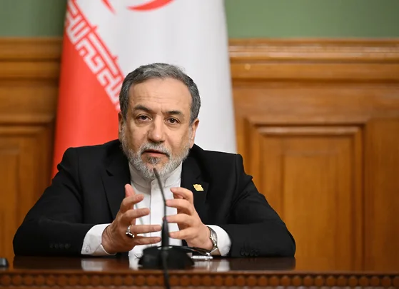 Эрон ядро масаласини кейинга қолдирмоқда: Теҳрон АҚШга босқичма-босқич келишув таклиф қилди