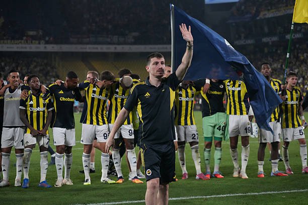 "Фенербахче" сардори ҳибсга олинди. У нимада айбланмоқда?