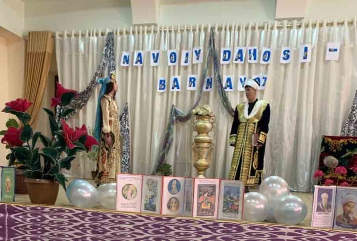 Навоий даҳоси - барҳаёт!