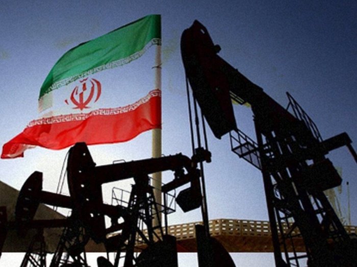 Римда музокара, дунёда кескинлик: АҚШ Эрон нефти билан боғлиқ компанияларга ҳужум қилди