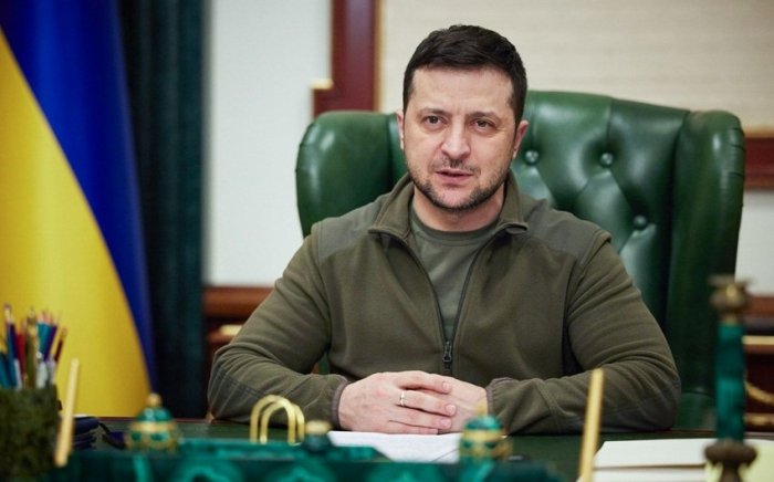 Zelenskiy: “Adolatli tinchlik faqat Putindan keyin keladi”