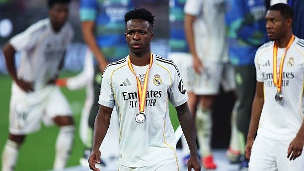 Алонсонинг истеъфосидан сўнг Винисиус «Реал» билан музокараларни давом эттириши мумкин — Романо