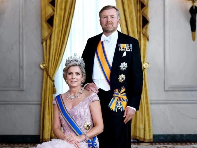 Нидерланд қироличаси қуролли кучлар сафида хизмат қилмоқчи