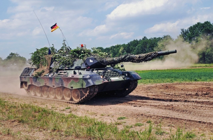 Germaniya Ukrainaga foydalanishdan chiqqan 50 ta Leopard 1 tanklari, 60 tagacha Marder zirhli mashinalarini yetkazib bermoqchi