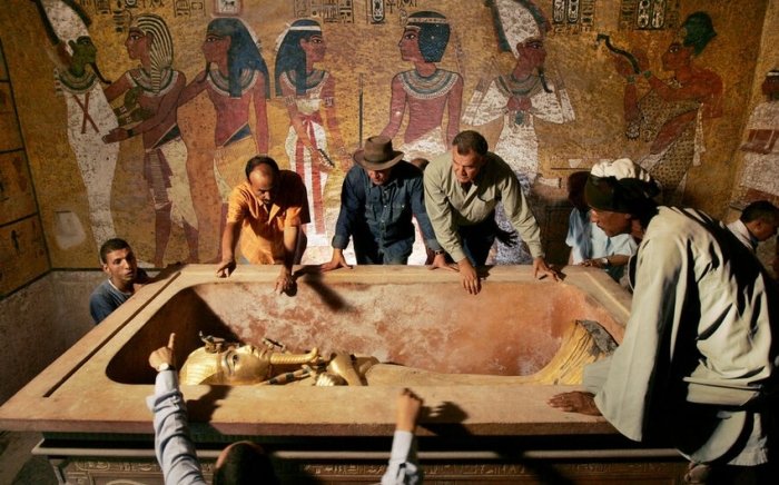 Tutankhamun xazinalarining bir qismi yangi muzeyga ko‘chirildi