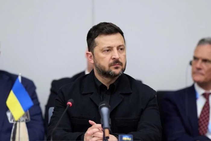 Зеленский: "Путинга қилинётган "совғалар" тинчликка олиб келмайди"