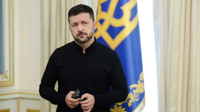 Zelenskiy: "Rossiya Ukrainaga qarshi ommaviy hujum uyushtirishga tayyorgarlik ko‘rmoqda"