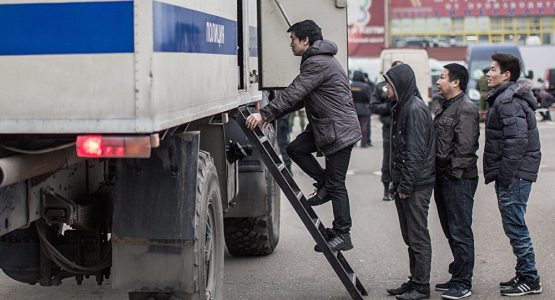 Rossiyadan deport bo‘lgan migrantlar soni ma’lum bo‘ldi