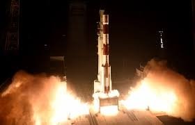 Ҳиндистон илк геосинхрон сунъий йўлдошини фазога учирди