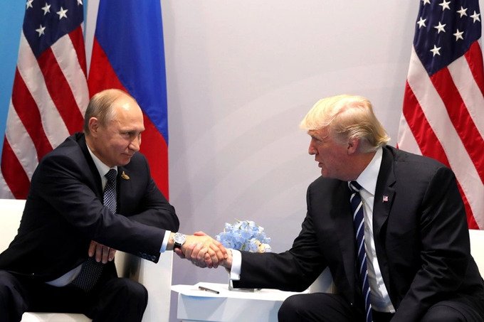 Kreml: AQSh Ukrainada vositachi bo‘lsa, Putin–Tramp uchrashuvi “samarali” bo‘ladi