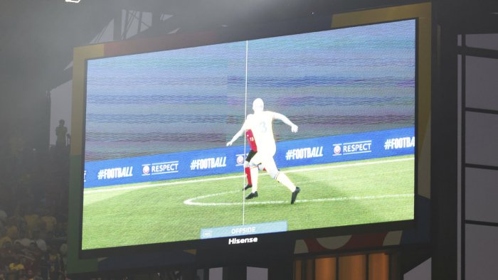 Футболда янги офсайд қоидаси қачондан жорий этилиши мумкинлиги маълум бўлди