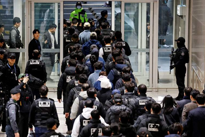 Kambodja rasmiylari firibgarlik markazidagi 2000 nafardan ortiq chet elliklarni hibsga oldi