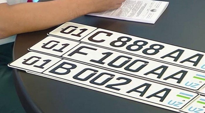 Давлат рақам белгиларини сотиб олишда янги тизим: энди ўртакашларсиз илова орқали олинади