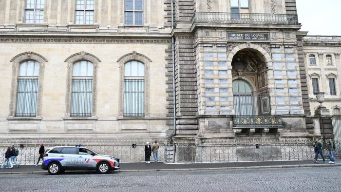 Luvrdagi o‘g‘irlik: besh nafar gumonlanuvchi hibsga olindi