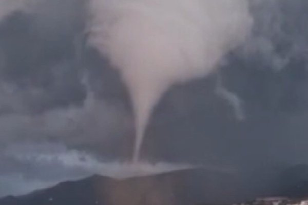 Antaliyaga tornado hujum qildi