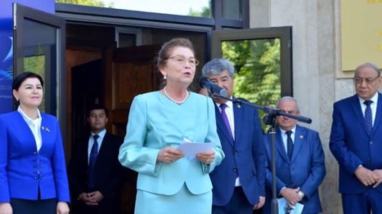 Tatyana Karimova Islom Karimov nomidagi yangi kutubxonani ochib berdi