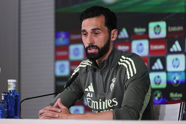 Arbeloa «Real»dan ketishini e’lon qildi