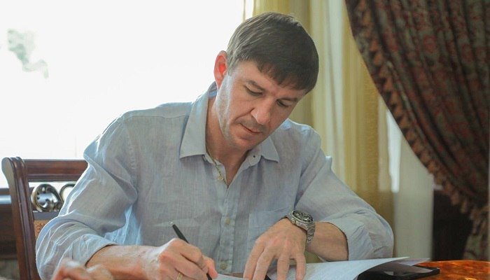 Максим Шацких яна Суперлига клуби бош мураббийига айланади
