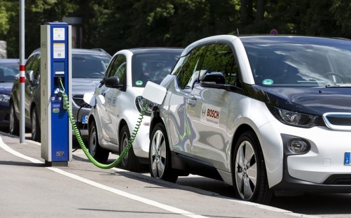 Evropa Komissiyasi kompaniyalarni 2030 yildan boshlab faqat elektromobillar sotib olishga majburlamoqchi