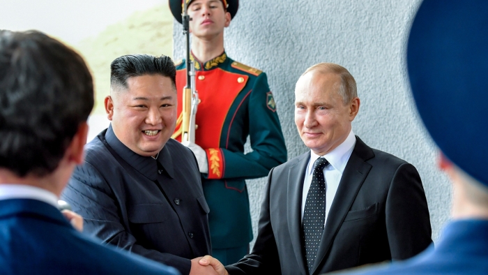 АҚШникидан ҳам тез: Путин Ким Чен Инга ҳарбий кема қуришга ёрдам бермоқда
