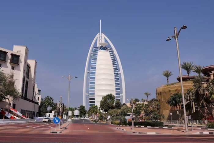 Dubayning mashhur "Burj Al Arab" mehmonxonasi yopiladi