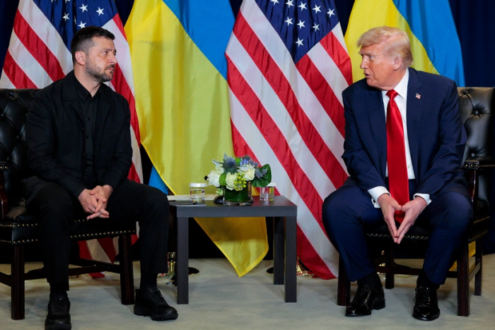 Tramp: "NATO davlatlari Rossiya samolyotlarini urib tushirishi kerak"