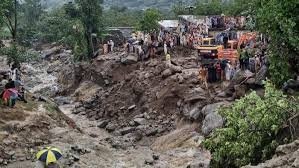 Покистон, Кашмир ва Непалда тўсатдан сув тошқинлари 400 дан ортиқ одамнинг ҳаётига зомин бўлди