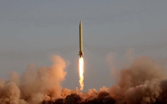 Эрон икки тонналик жанговар ракетани синовдан ўтказди
