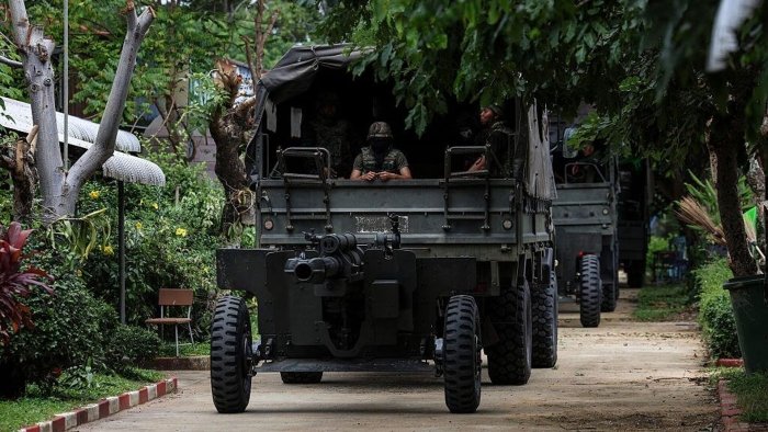 Ўзаро урушаётган Таиланд ва Камбоджа АҚШ билан савдо битимини тузди