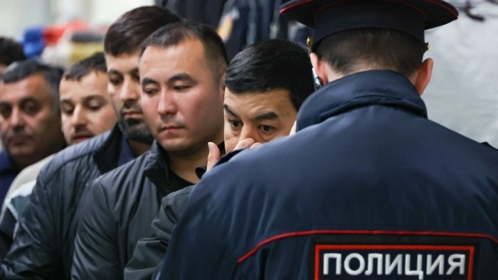 Migrantlarning Rossiyada bo‘lish qoidalari kuchaytirilishi mumkin