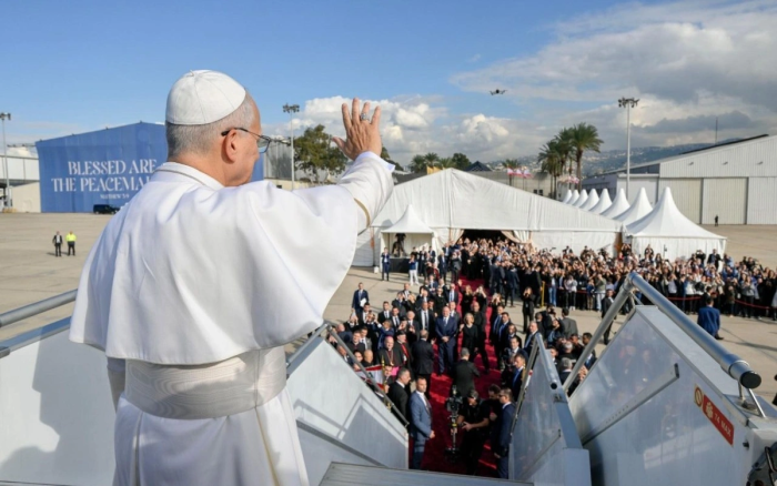 Рим Папаси биринчи хорижий ташрифини якунлади