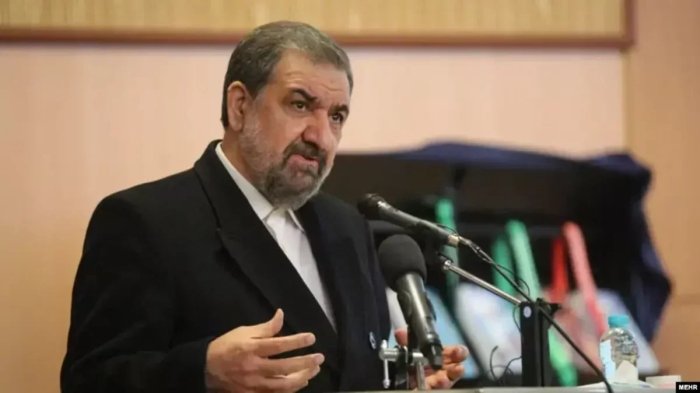Ризоий: "АҚШнинг хаёлпараст президенти ноқулай аҳволди қолди"