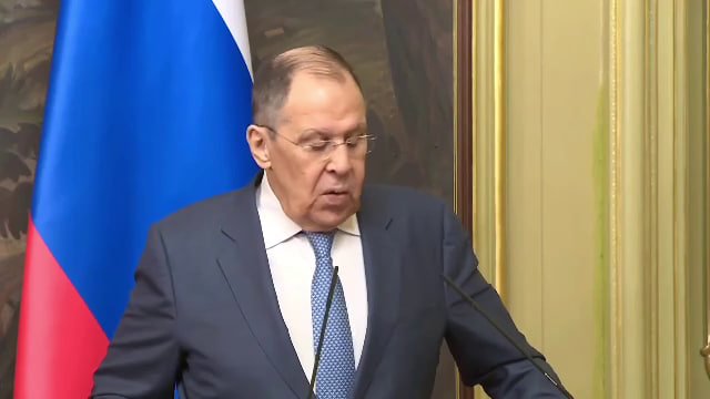 Lavrov: "Zelenskiy va uning to‘dasi nima uchun zarba olganini juda yaxshi biladi"