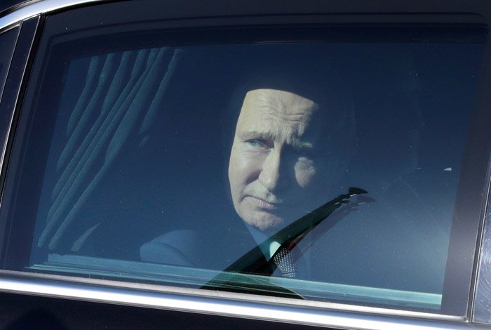 Россияда Путинни қўриқлаш чоралари кучайтирилди: сабаб маълум
